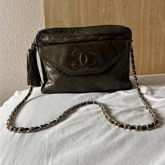 Vintage Chanel Quilted Front Pocket Camera Bag - Picture 2 of 10